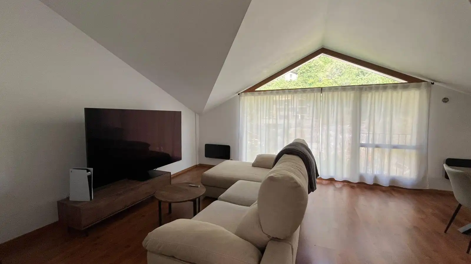 2-bedroom penthouse for rent in El Serrat, Ordino · 6 of 60