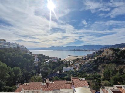 Vista exterior de Pis en venda en Cullera amb Jardí privat, Terrassa i Balcó