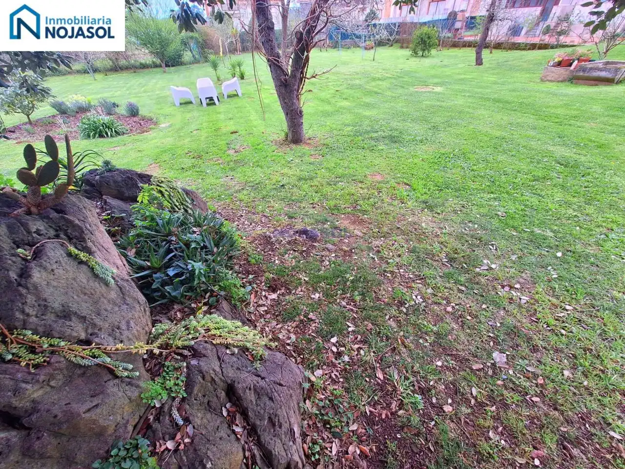 Jardí de Casa adosada de lloguer en Arnuero amb Calefacció, Jardí privat i Terrassa