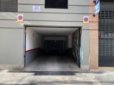 Individual en venda a Carrer de Salvador Giner 13