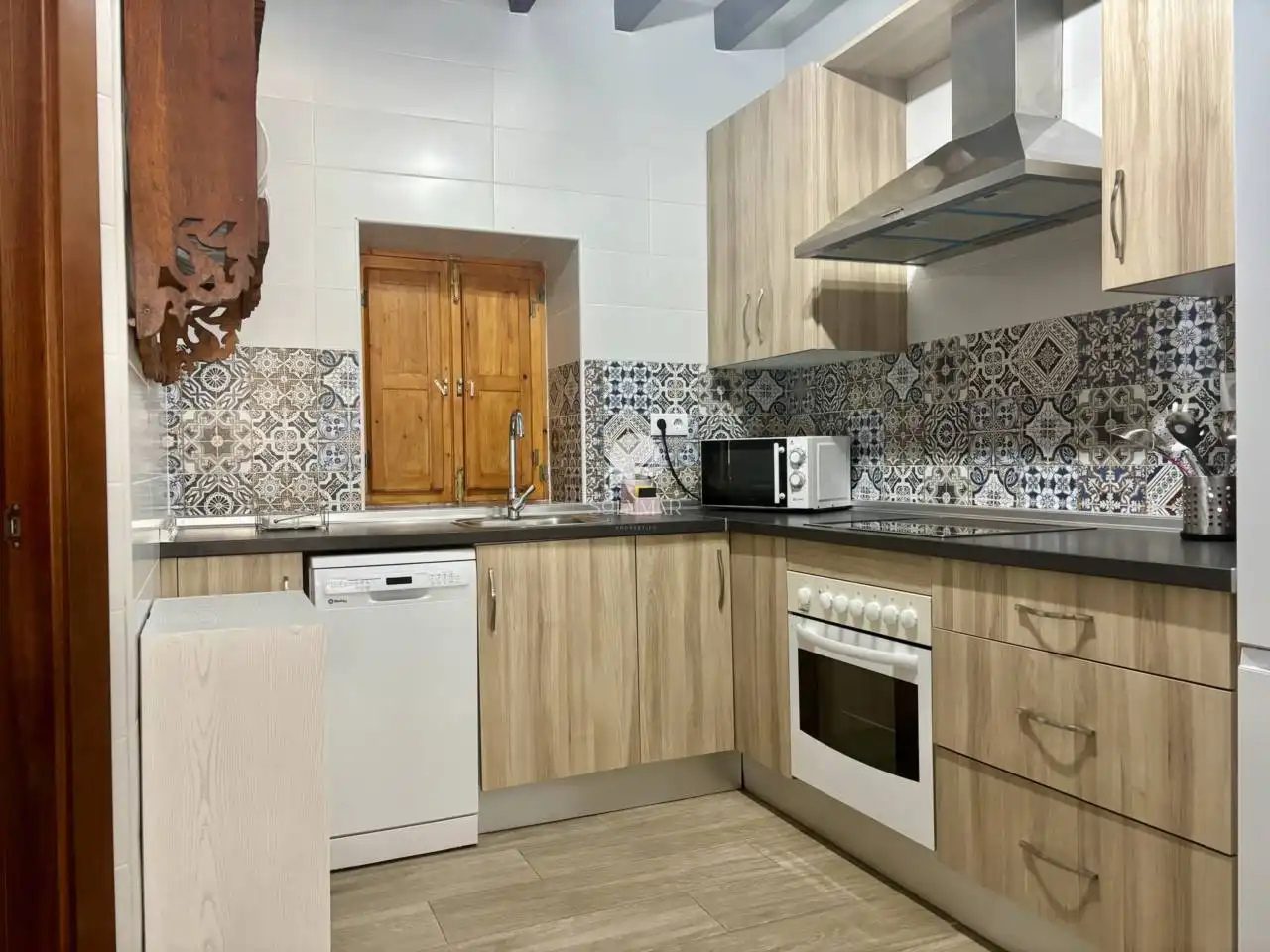 Cocina de Casa o chalet de alquiler en Canillas de Aceituno con Aire acondicionado, Calefacción y Jardín privado