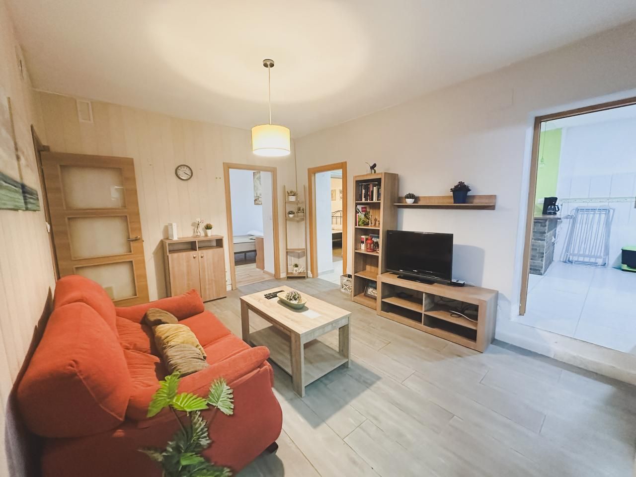 Living room of Planta baja for sale in  Cádiz Capital  with Furnished