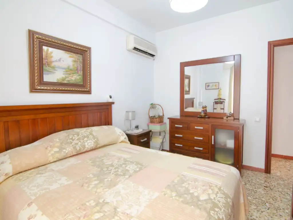 Dormitori de Casa o xalet en venda en La Rinconada