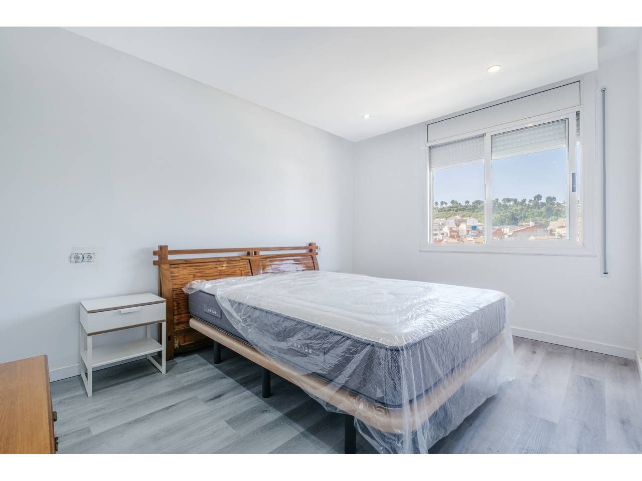 Habitación de Piso en venta en Terrassa con Aire acondicionado y Calefacción