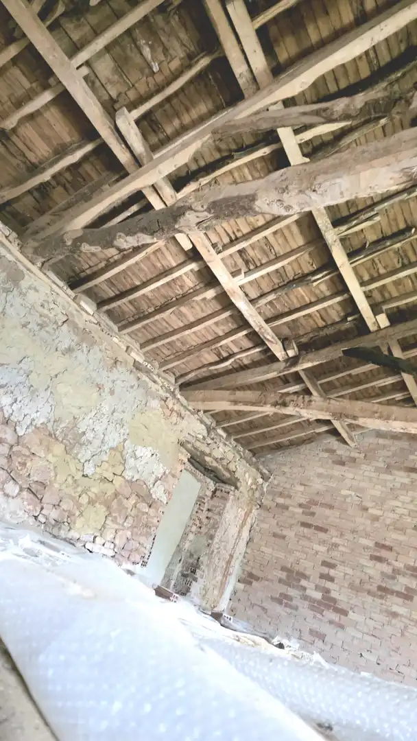 Casa adosada en venda en Valle de Valdelucio
