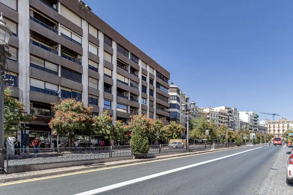 Exterior view of Flat for rent in Granada  with Air Conditioner, Heating and Terrace