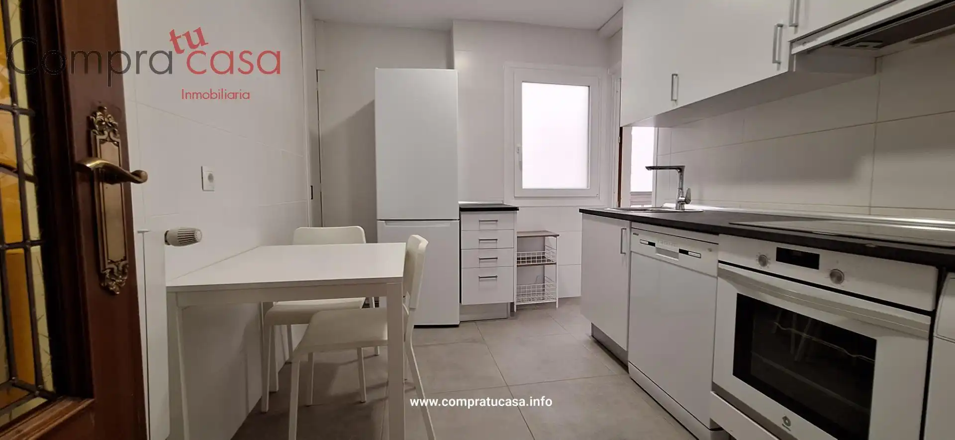 Cocina de Piso de alquiler en Segovia con Calefacción, Terraza y Amueblado