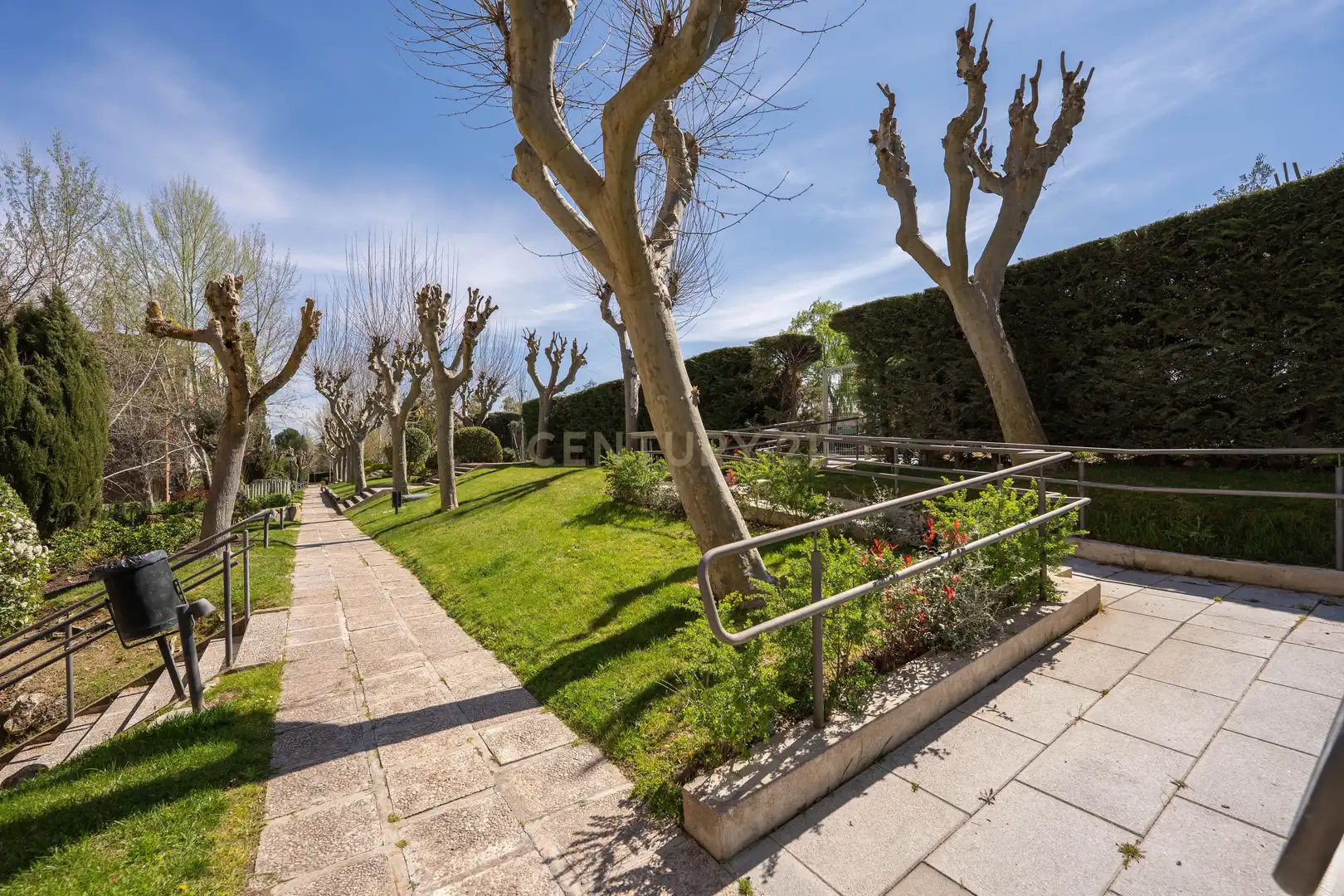 Garden of Apartments for rent in Pozuelo de Alarcón  with Oven, Washing machine and Microwave
