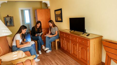 Photo 2 of Flat for rent in Calle Enseñanza, Centro - Ayuntamiento, Santander