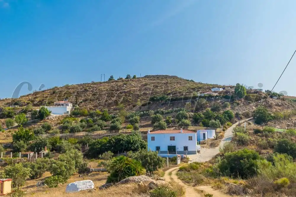 Rustikales Grundstück zum Verkauf in Torrox Pueblo