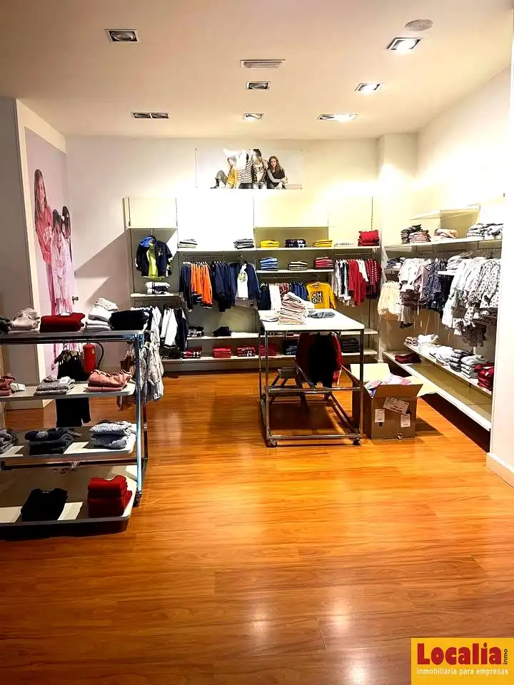 Local comercial en alquiler en Mayor, imagen 11