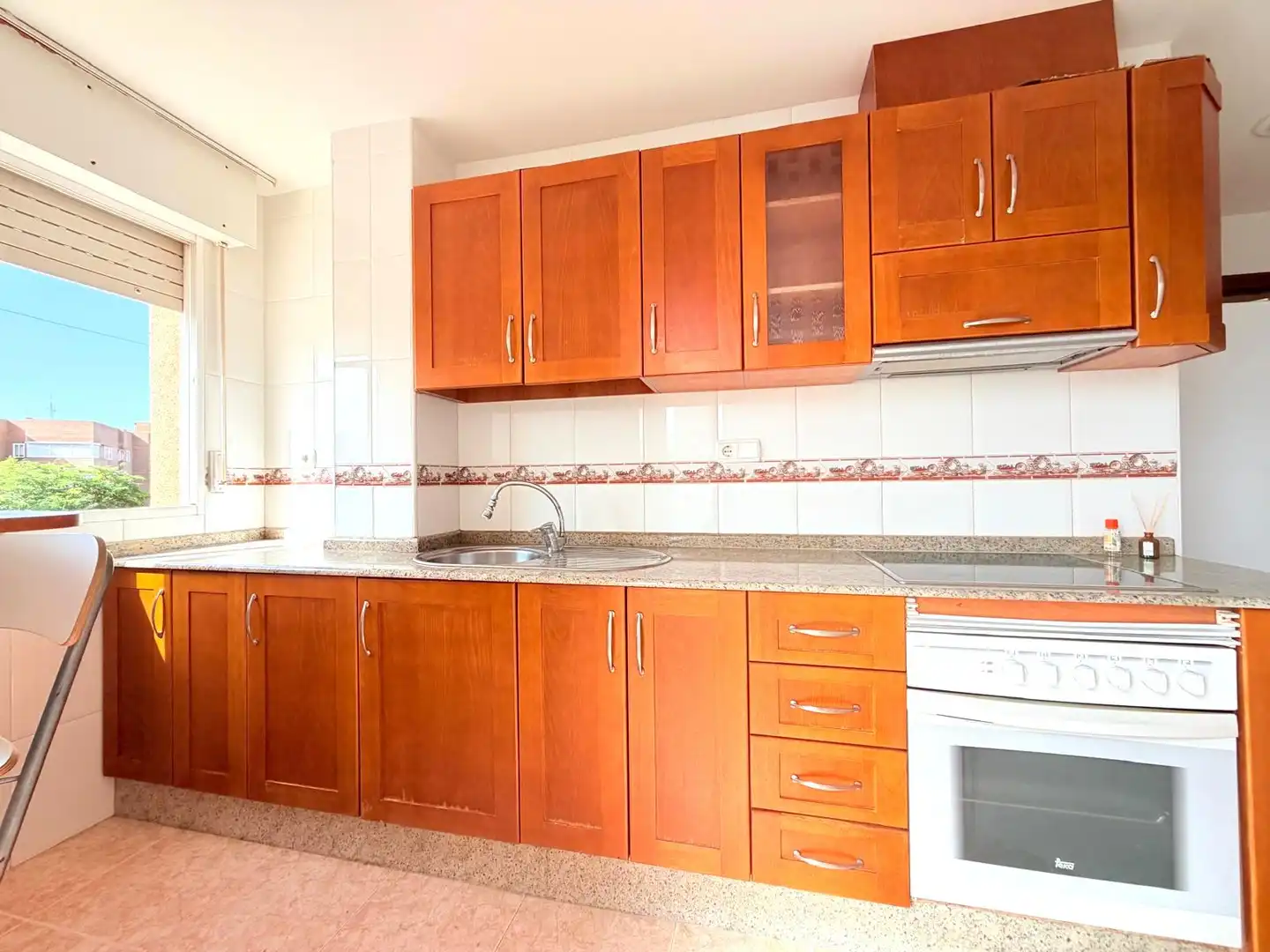 Flat with terrace to rent in Calle Milán, imagen 16