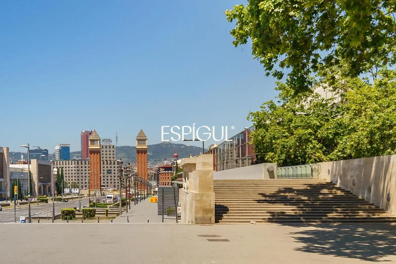 Außenansicht von Wohnung zum Verkauf in Barcelona mit Heizung, Parkett und Terrasse