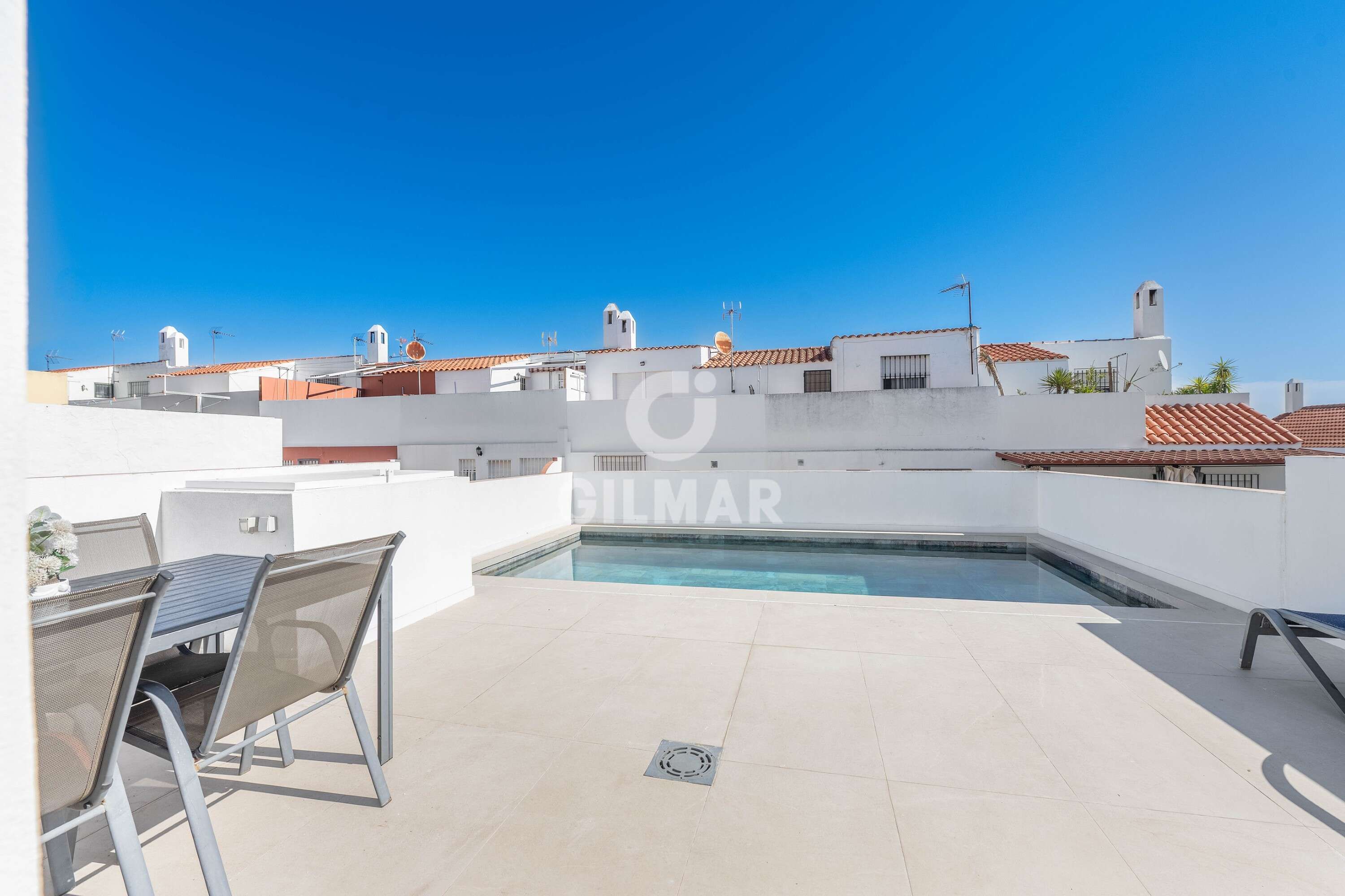 Terrace of Single-family semi-detached for sale in Chiclana de la Frontera  with Heating and Swimming Pool
