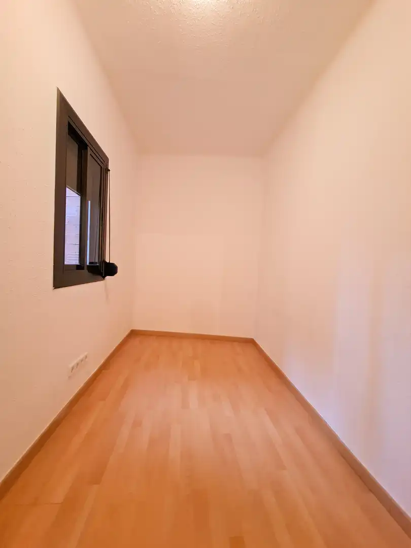 Habitación de Piso en venta en L'Hospitalet de Llobregat