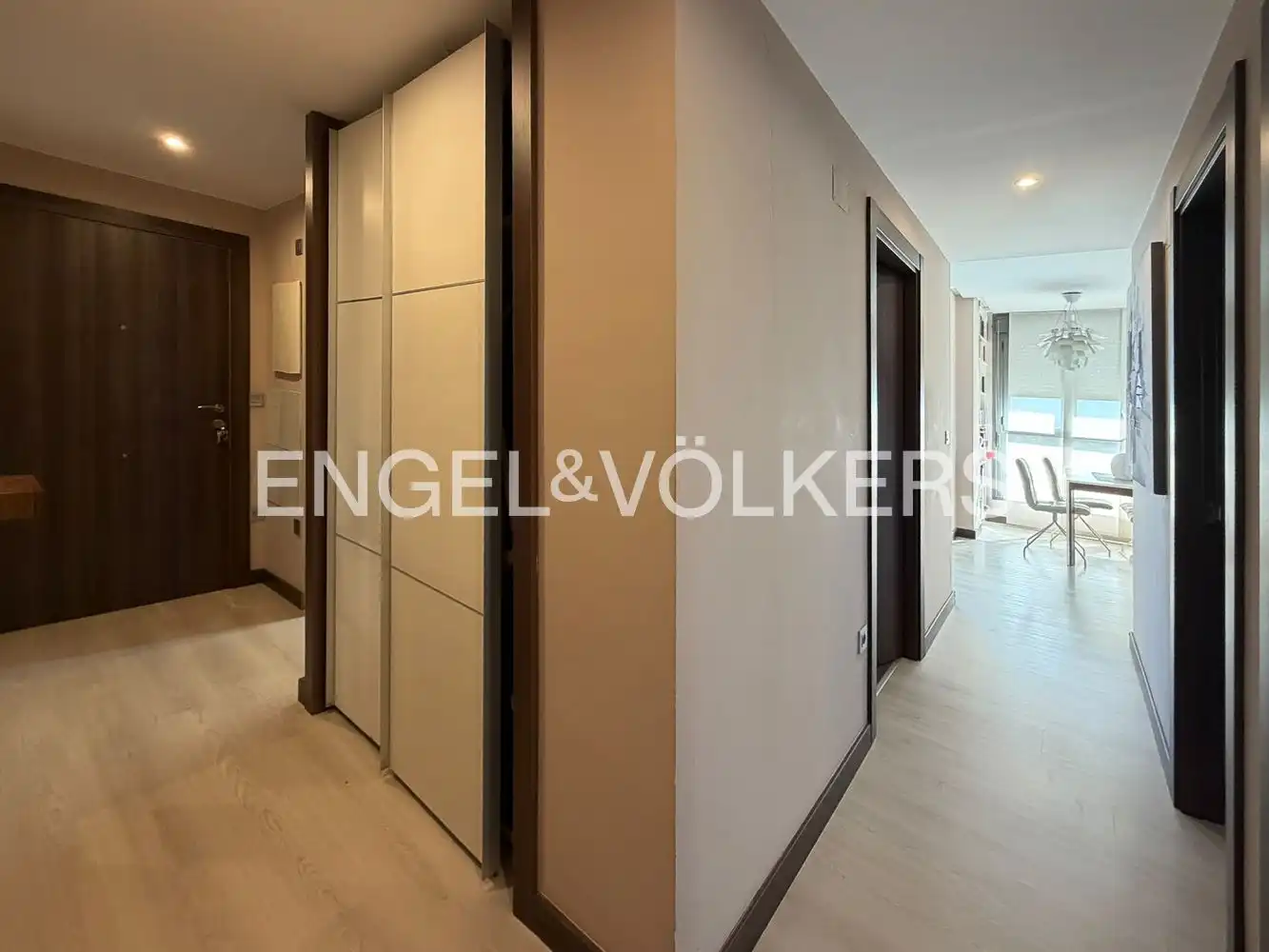Flat for rent in Valencia  with Air Conditioner, Heating and Terrace