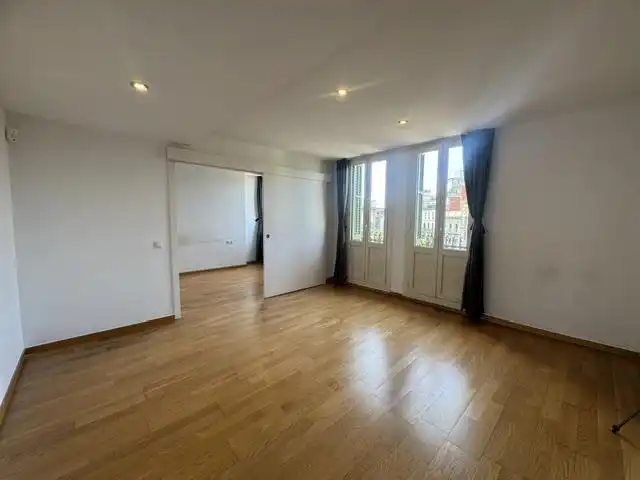 Apartment mit Aufzug zum Verkauf in Eixample, imagen 2