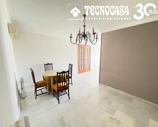 Dining room of Flat for sale in  Granada Capital  with Terrace and Balcony