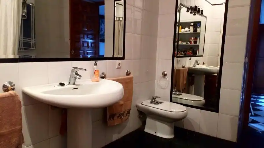 Bathroom of Houses for sale in Córdoba  with Air Conditioner, Heating and Storage room