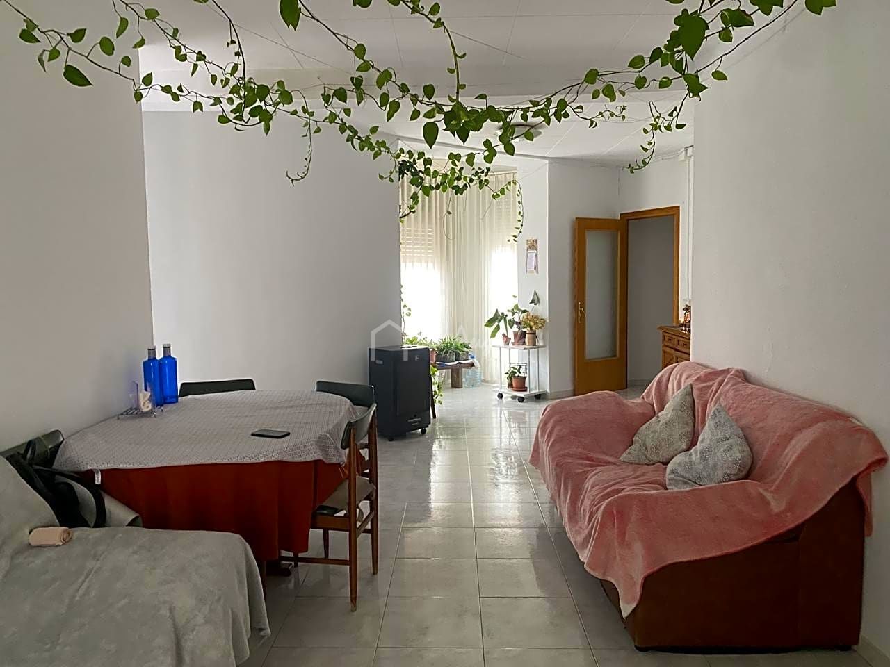 Flat for sale in Lluís Companys