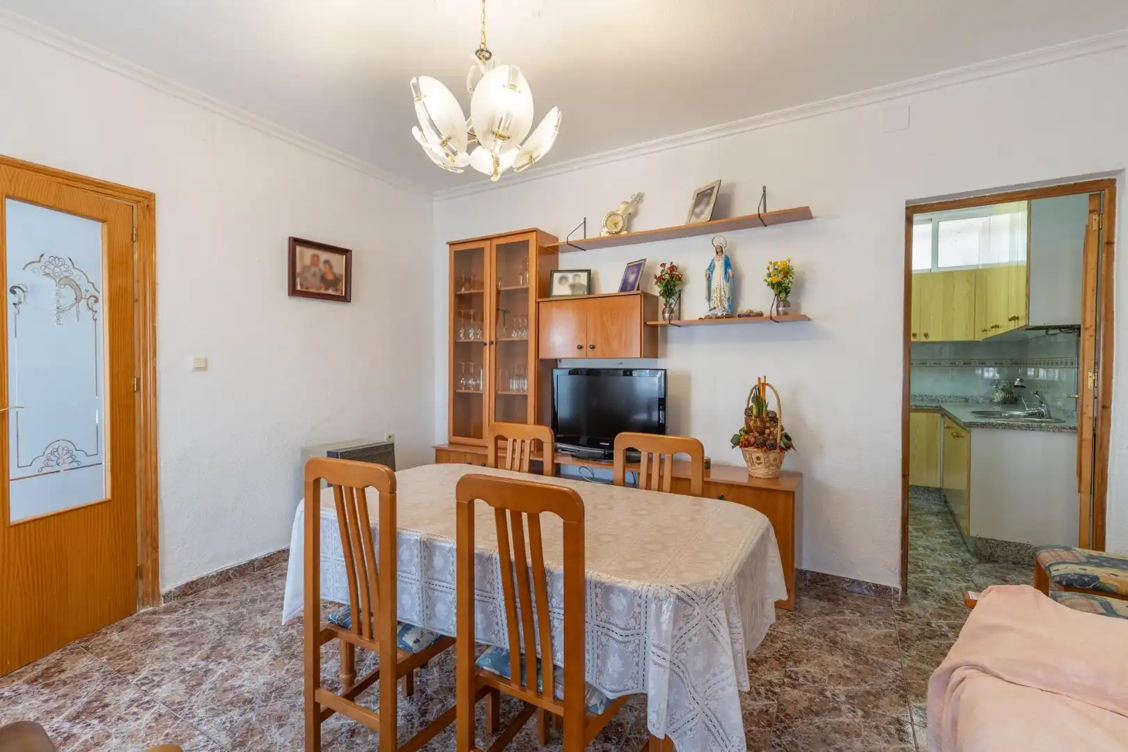 Dining room of Ground floor for sale in Guadix  with Furnished