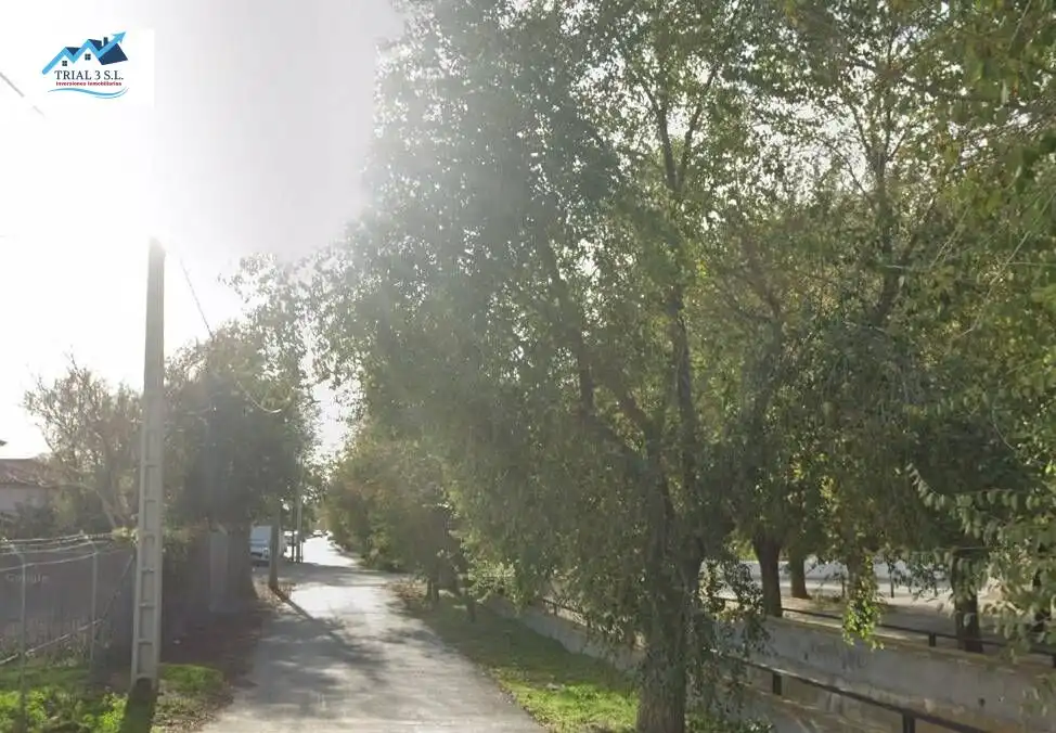 Casa en venta en Calle DULCINEA