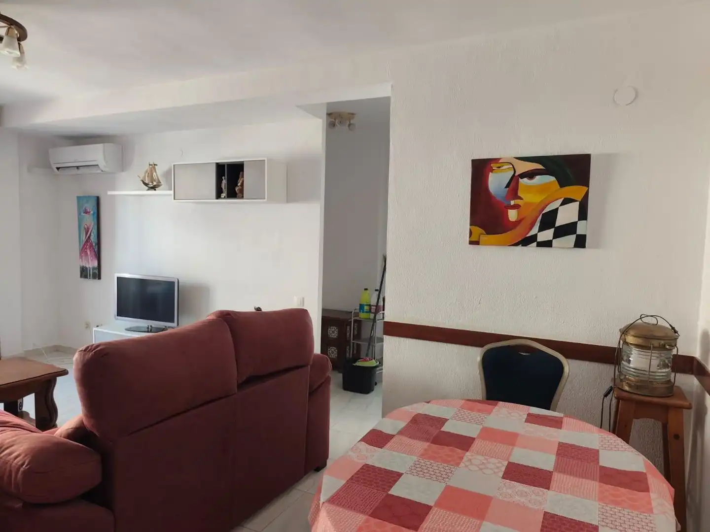Sala de estar de Piso de alquiler en Algeciras con Aire acondicionado y Amueblado