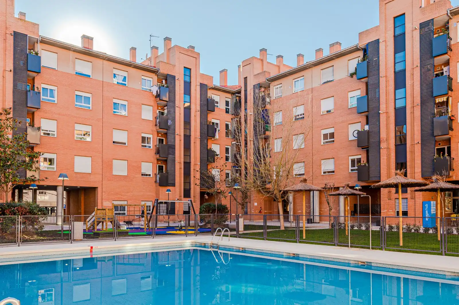 Vista exterior de Piso en venta en Madrid con Trastero