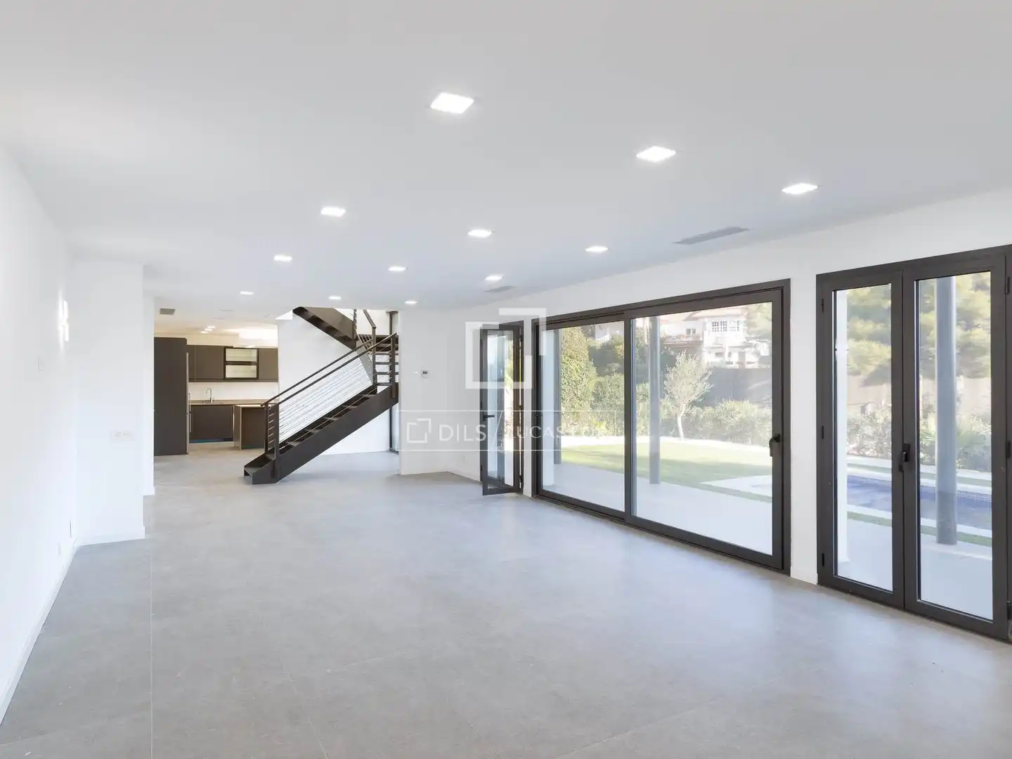 Detached house with terrace for sale in Cabrils, imagen 3