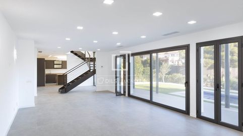 Casa  villa Excelentes de 4 dormitorios en venta en Cabrils, Barcelona, imagen 3