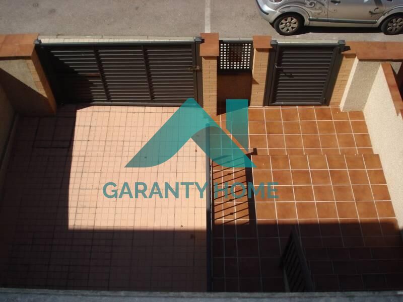 Exterior view of Single-family semi-detached to rent in Cáceres Capital  with Heating, Terrace and Storage room