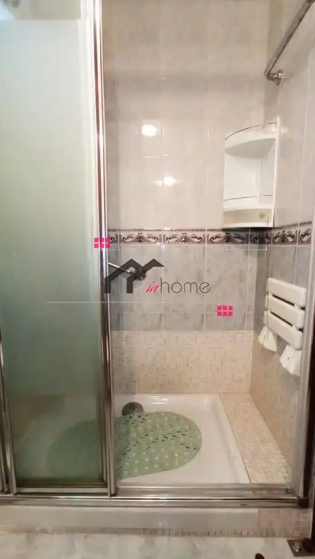 Baño de Piso en venta en Barakaldo  con Calefacción y Amueblado