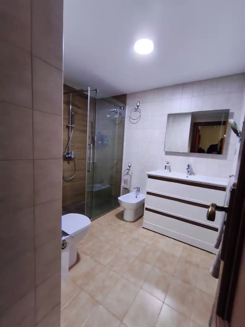 Baño de Piso en venta en A Coruña Capital  con Calefacción, Parquet y Trastero