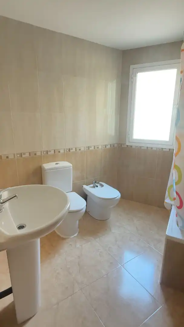 Badezimmer von Wohnung zum Verkauf in Albuñol