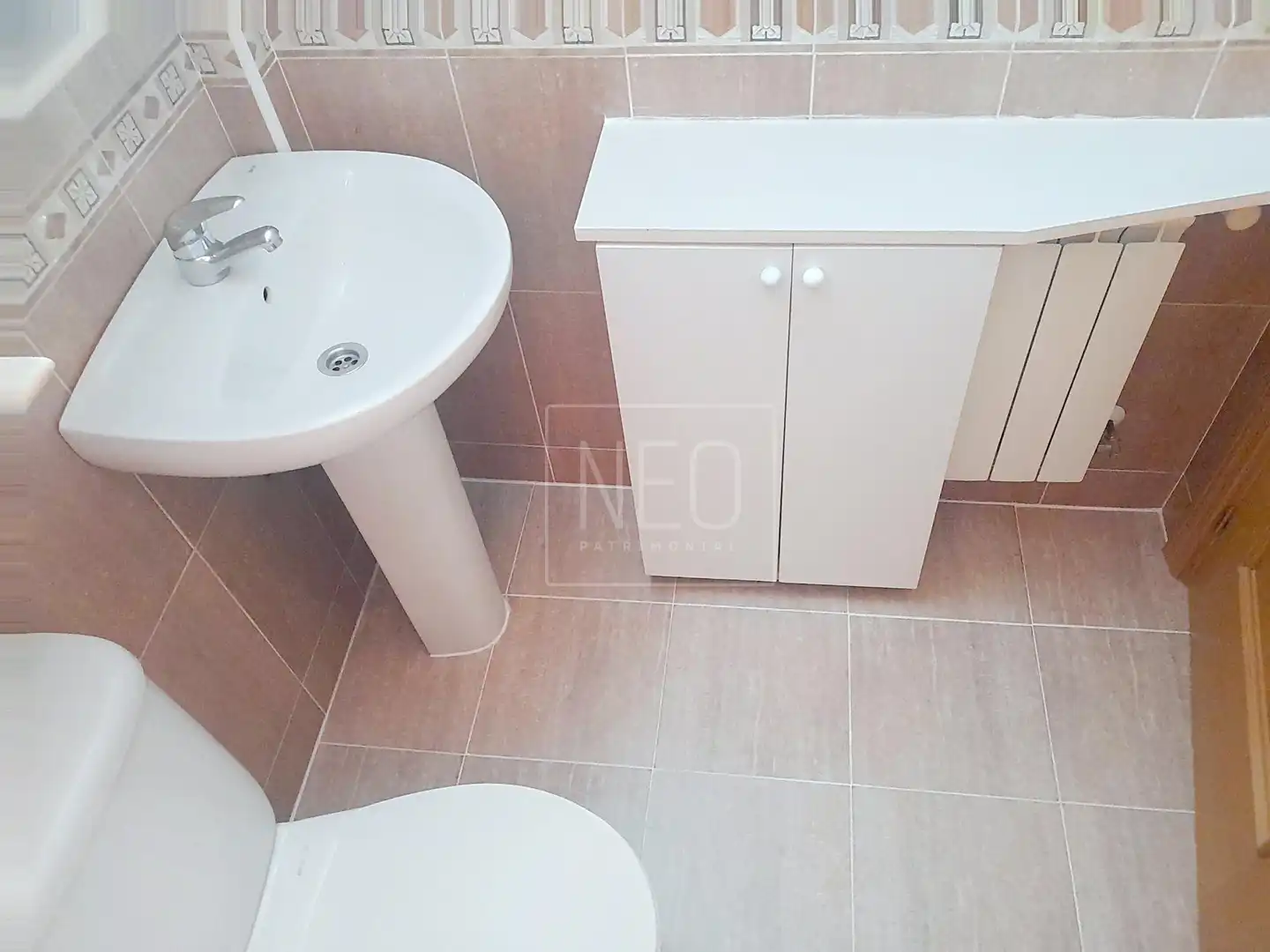 Baño de Piso en venta en Valdemoro con Calefacción