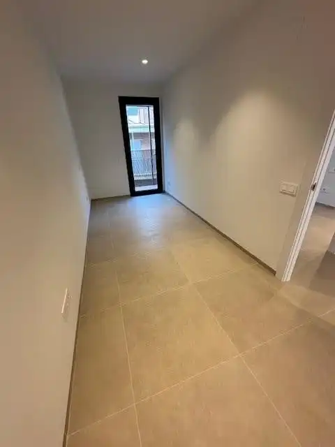 Piso de alquiler en Badalona con Calefacción y Balcón