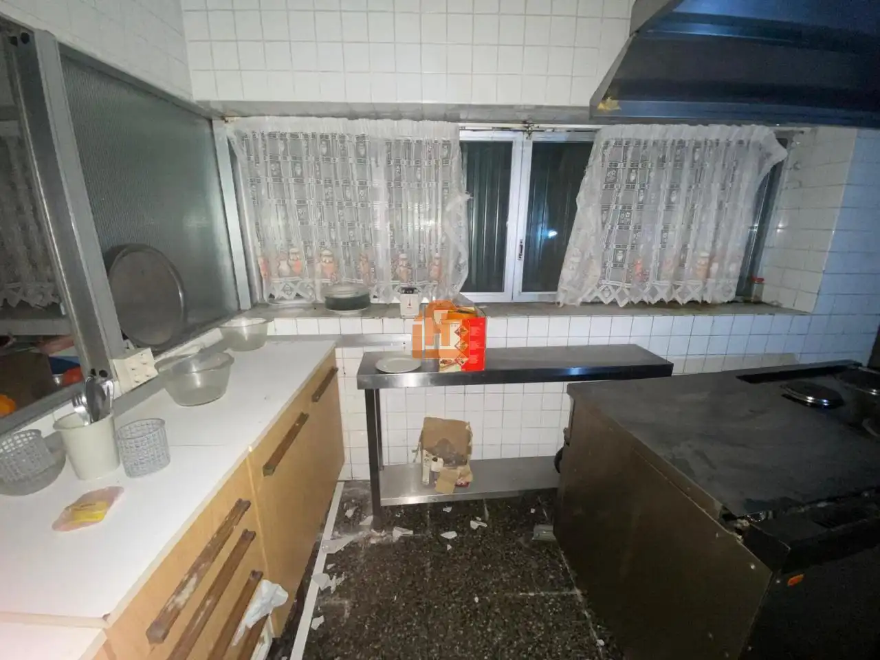 Cuina de Edifici en venda en La Robla 