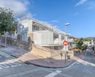 Vista exterior de Pis de lloguer en Palafrugell amb Aire condicionat, Terrassa i Piscina