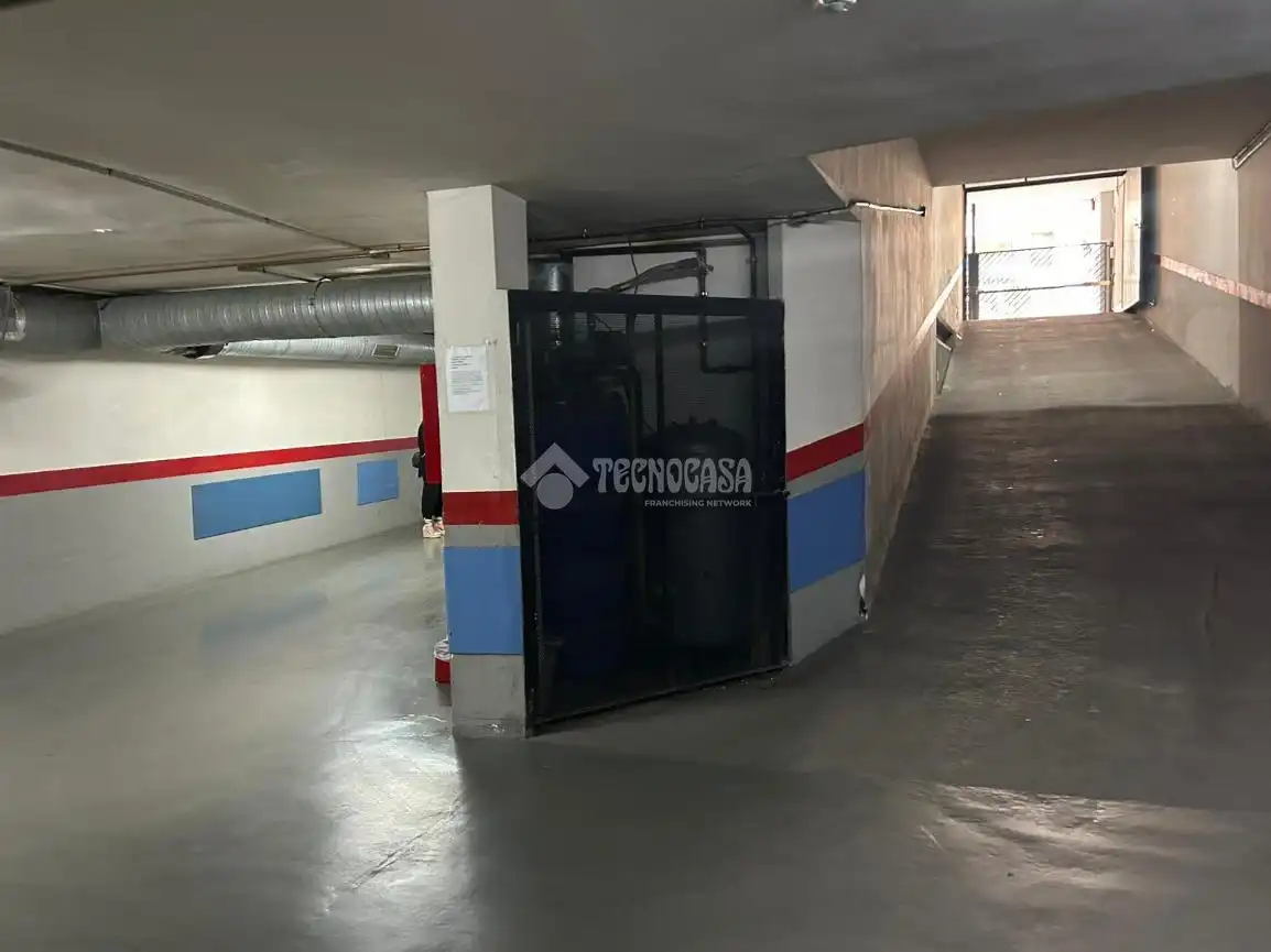 Parking de Garaje en venta en Almería