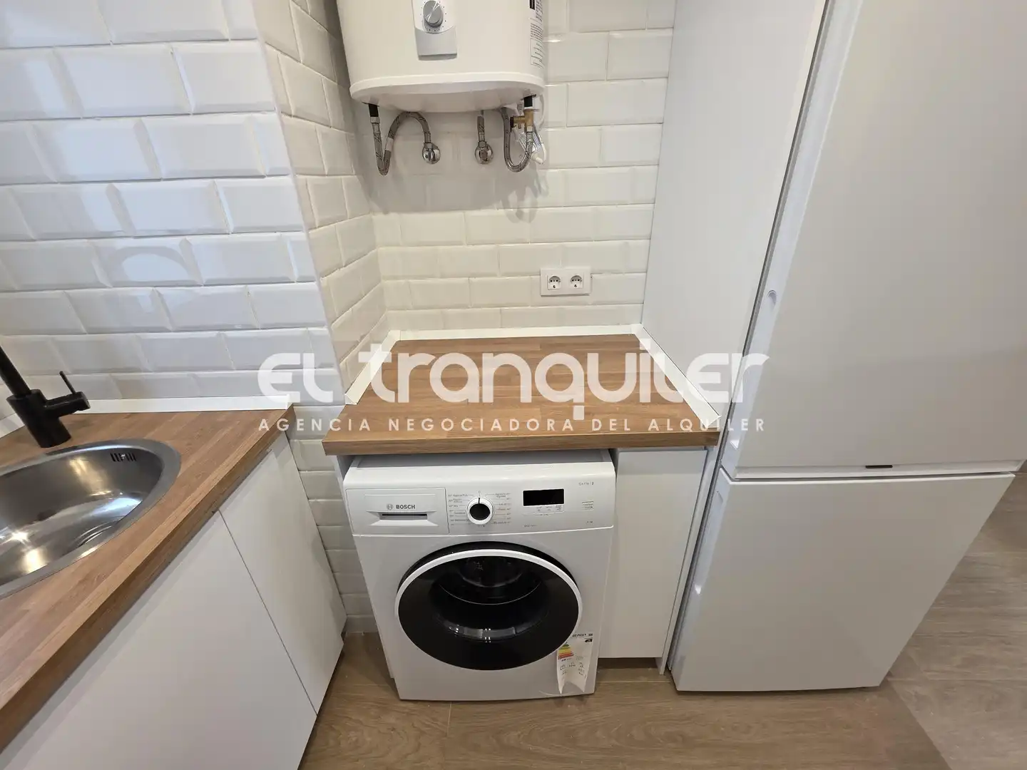 Cocina de Piso en venta en Madrid con Terraza y Lavadora