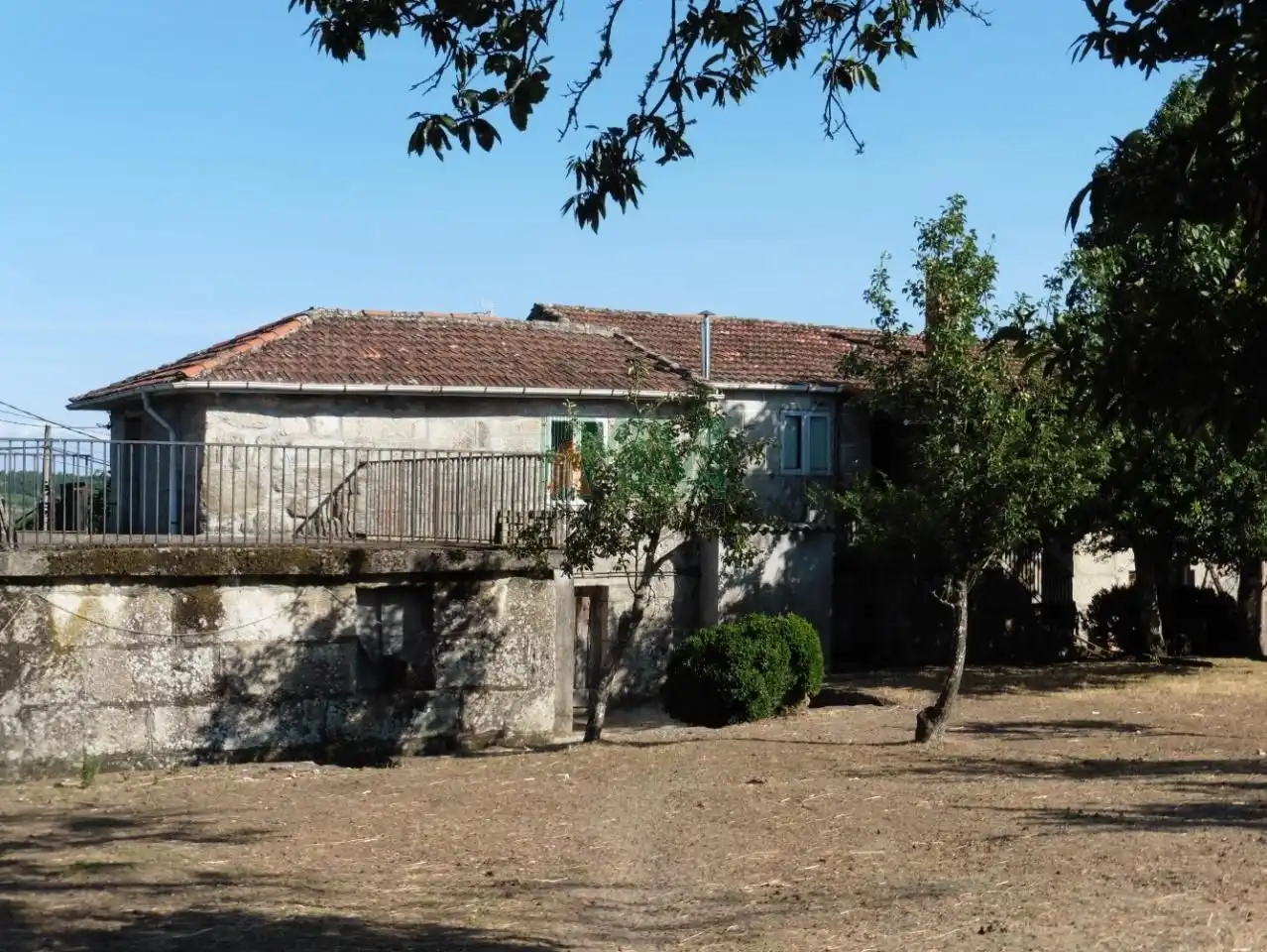 Casa rústica amb jardí en venda a Amoeiro, imagen 6