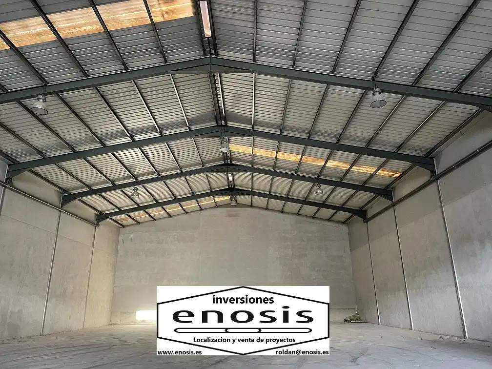 Nave industrial de alquiler en Roldán