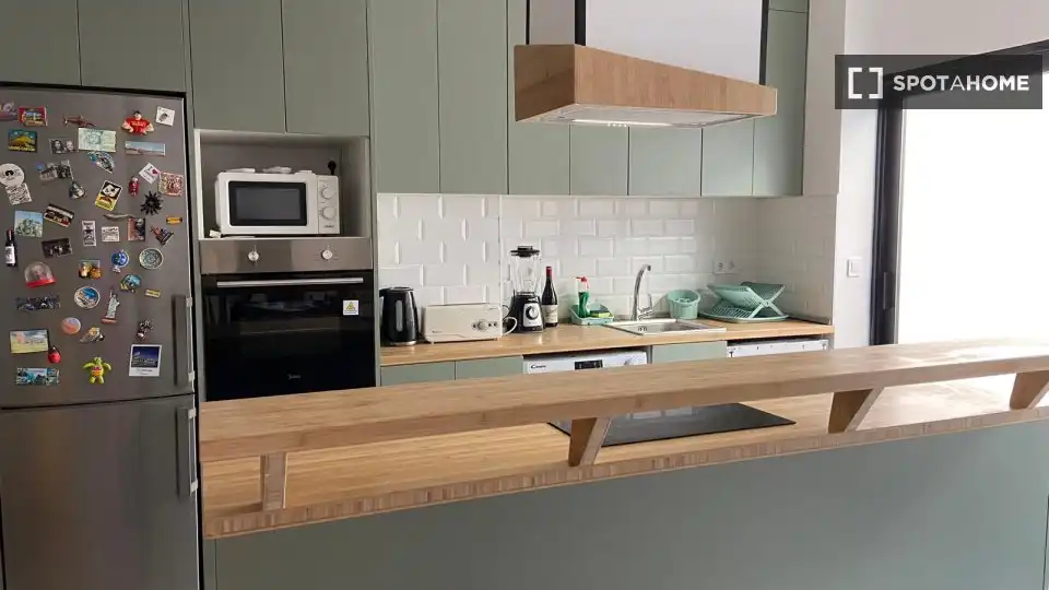 Kitchen of Flat for rent in Valencia  with Air Conditioner, Heating and Furnished