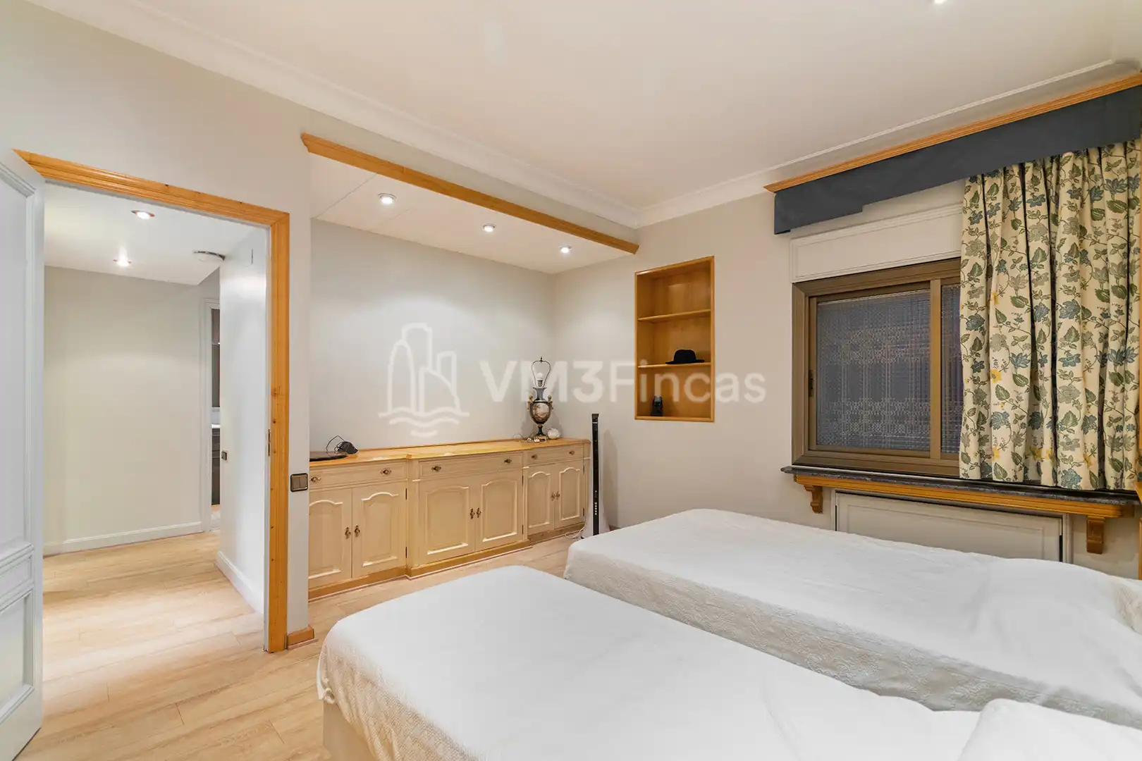 Schlafzimmer von Wohnung zur Miete in Barcelona mit Klimaanlage, Heizung und Parkett