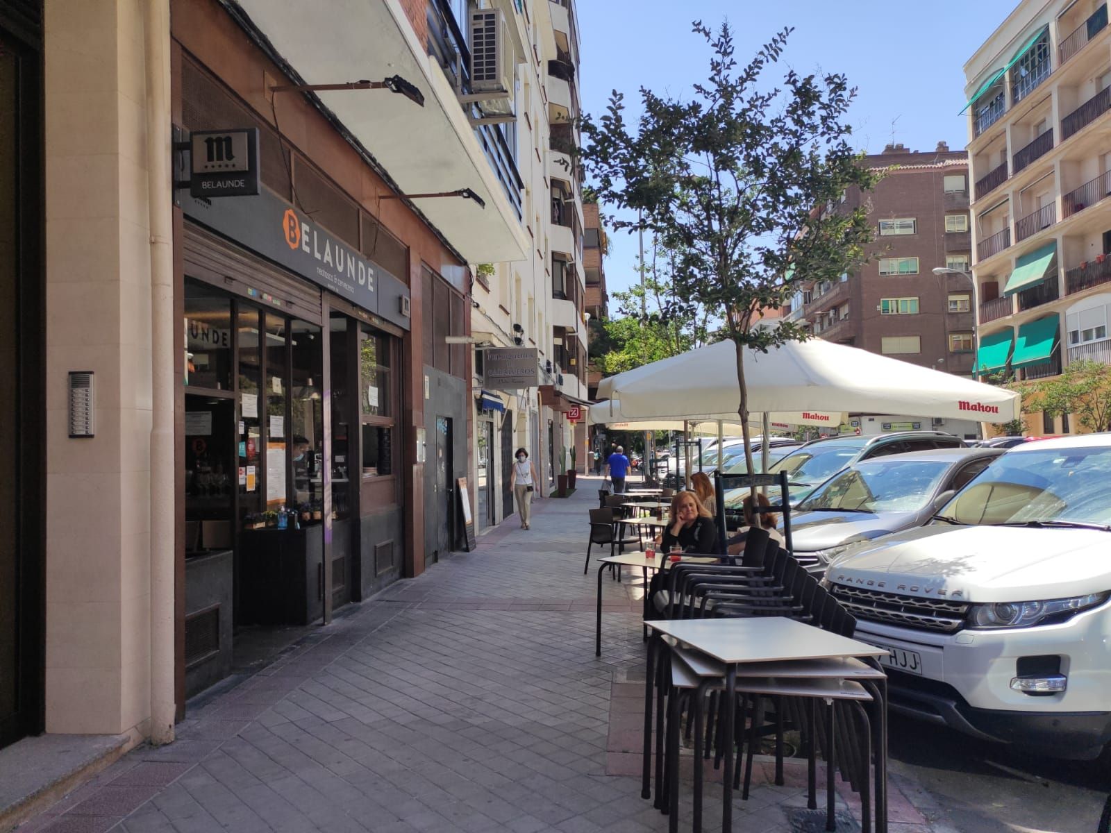 Vista exterior de Local en venda en  Madrid Capital