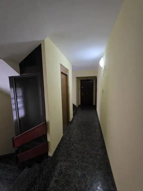 Piso con ascensor en venta en Eguiluz Antonio Médico Kalea 14, imagen 5