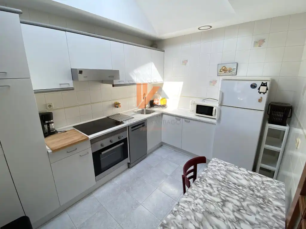 Cocina de Piso de alquiler en Santiago de Compostela  con Amueblado