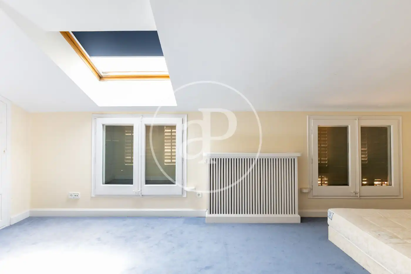Habitación de Casa o chalet en venta en Sant Cugat del Vallès con Calefacción, Jardín privado y Terraza