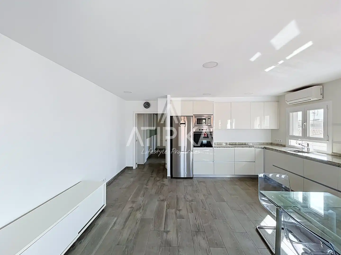 Kitchen of Flat for sale in Maó - Mahón  with Air Conditioner, Terrace and Furnished