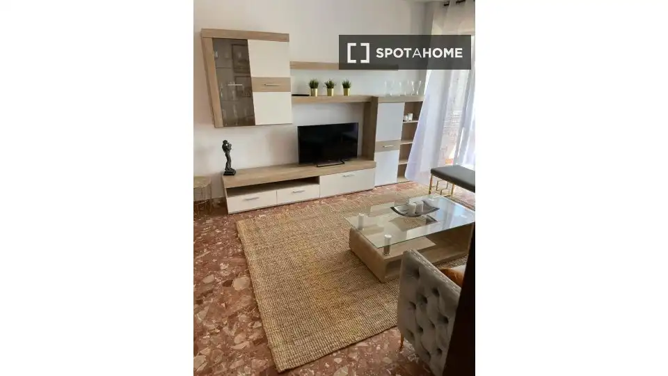 Room in Martiricos - La Roca - La Rosaleda
